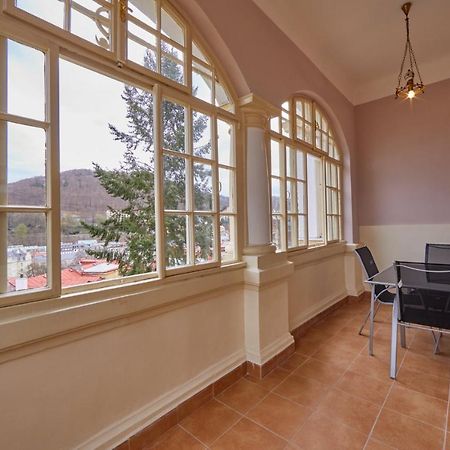Villa Sofia Apartments Κάρλοβι Βάρι Εξωτερικό φωτογραφία