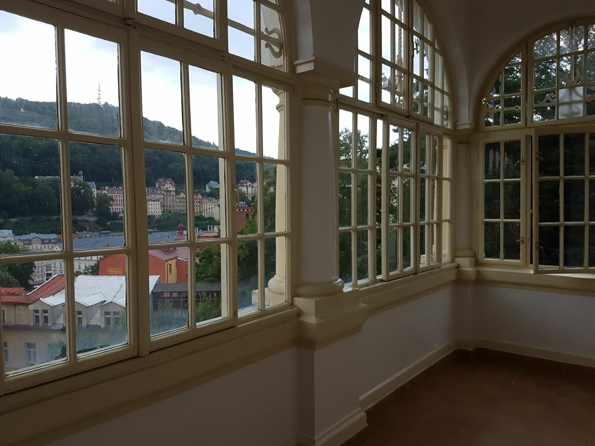 Villa Sofia Apartments Κάρλοβι Βάρι Εξωτερικό φωτογραφία